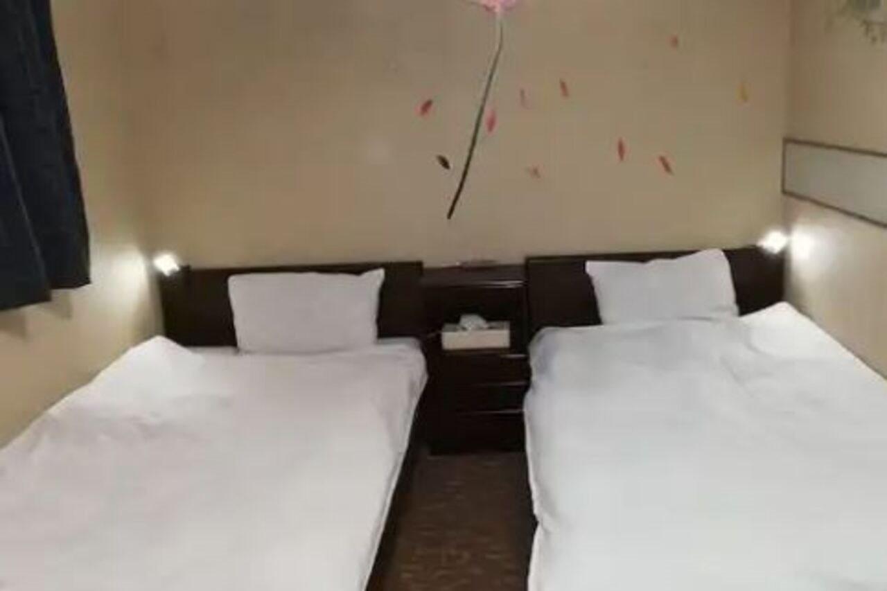 Family & Bakpak Tokyo Hostel Экстерьер фото