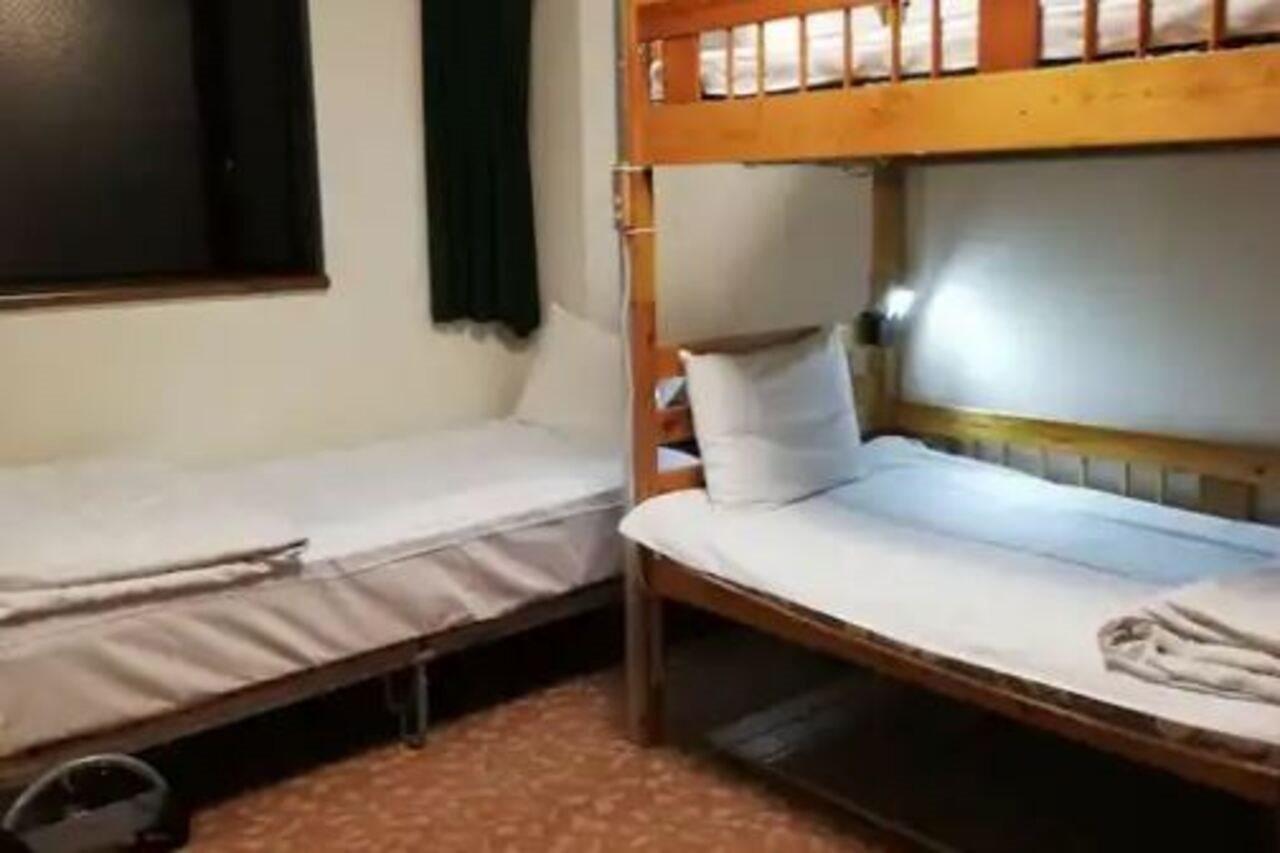 Family & Bakpak Tokyo Hostel Экстерьер фото
