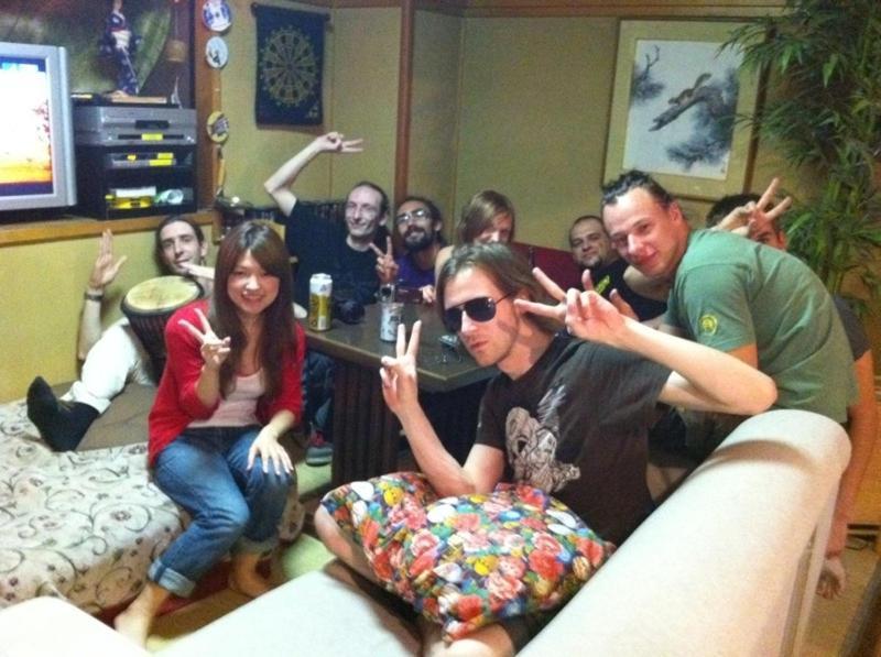 Family & Bakpak Tokyo Hostel Экстерьер фото