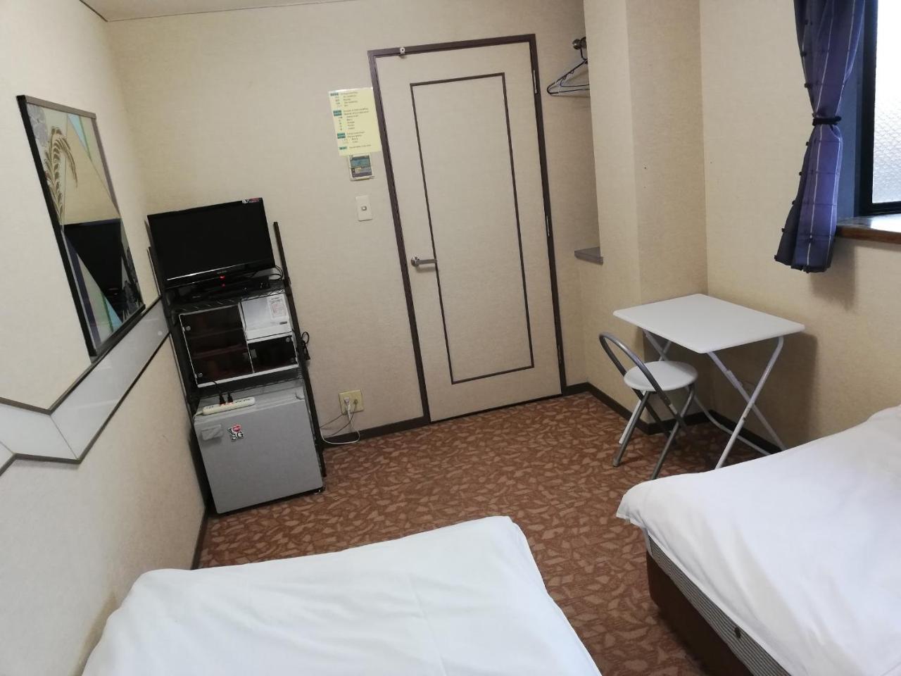 Family & Bakpak Tokyo Hostel Экстерьер фото